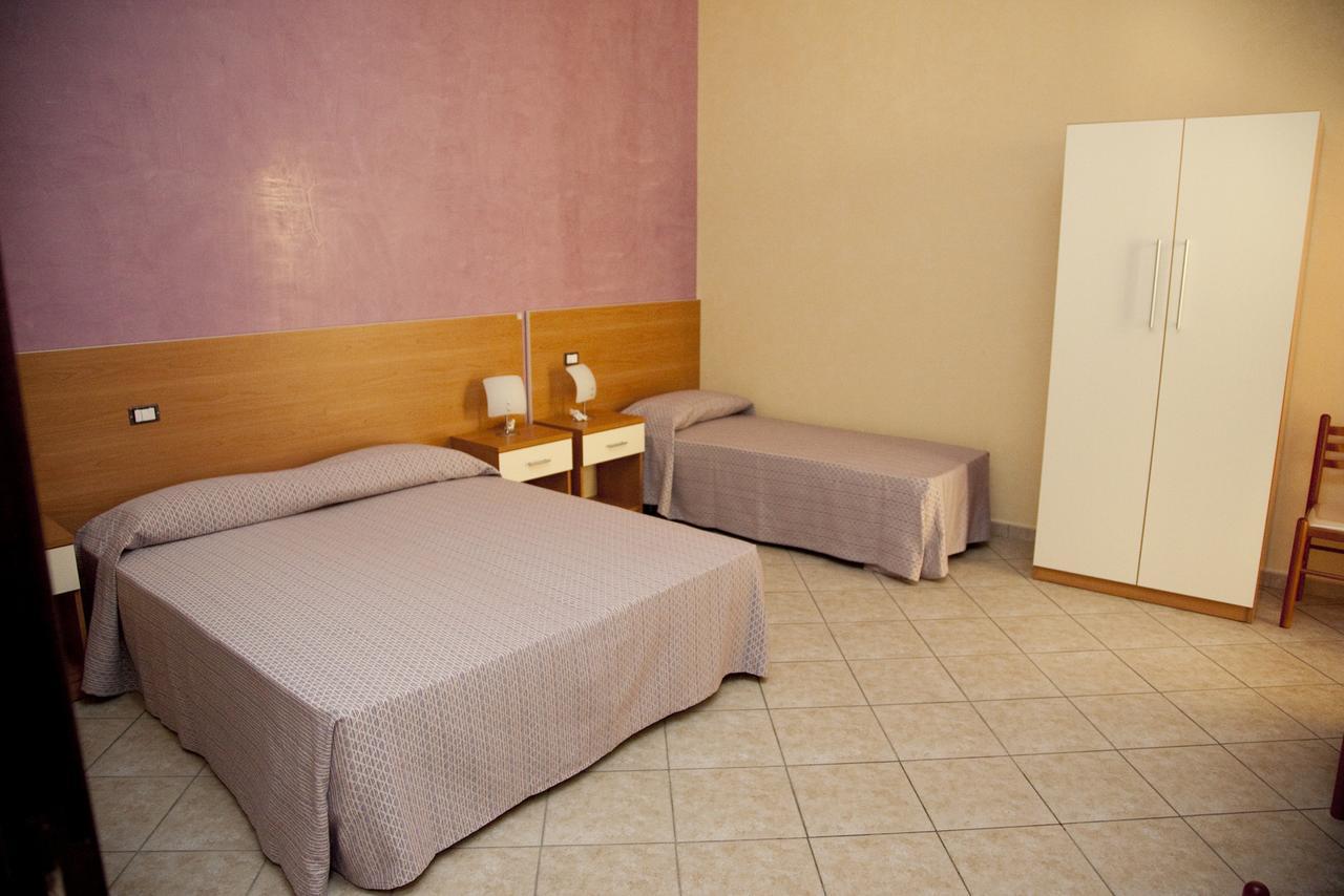 Bed and Breakfast Il Portico Dei Normanni Бутера Екстер'єр фото